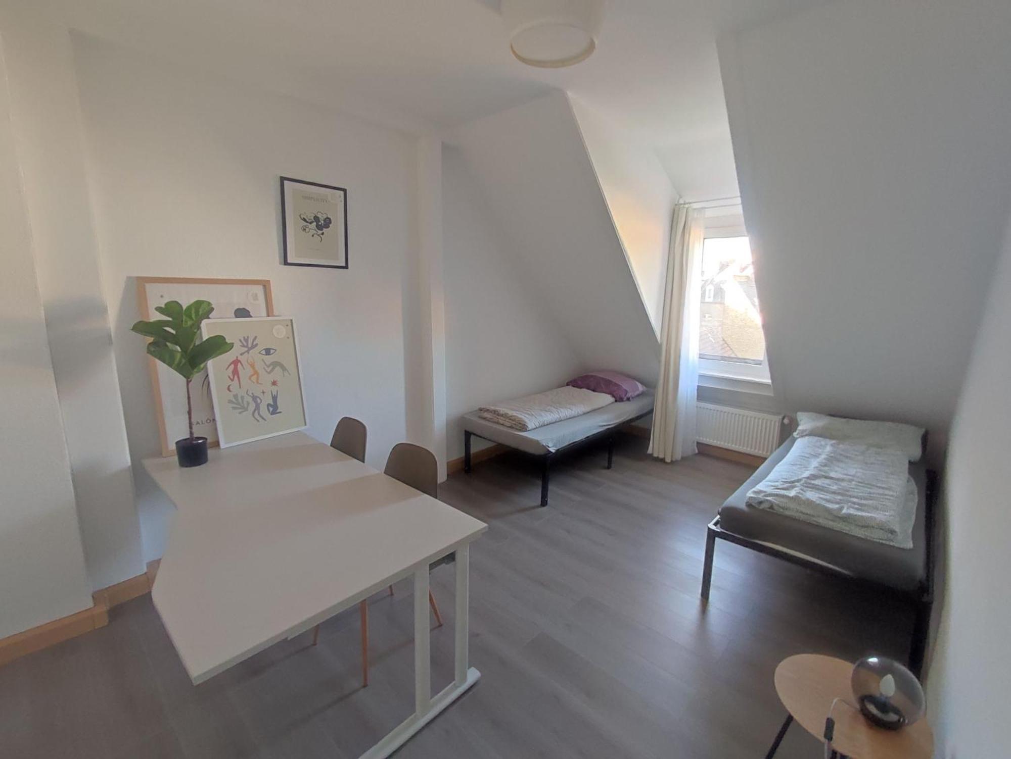 Workation Big, Cozy And 24 H Check In * Wiesbaden