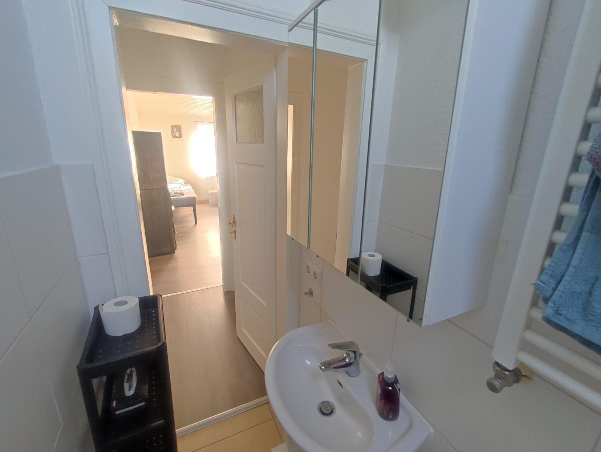 Workation Big, Cozy And 24 H Check In Apartment *